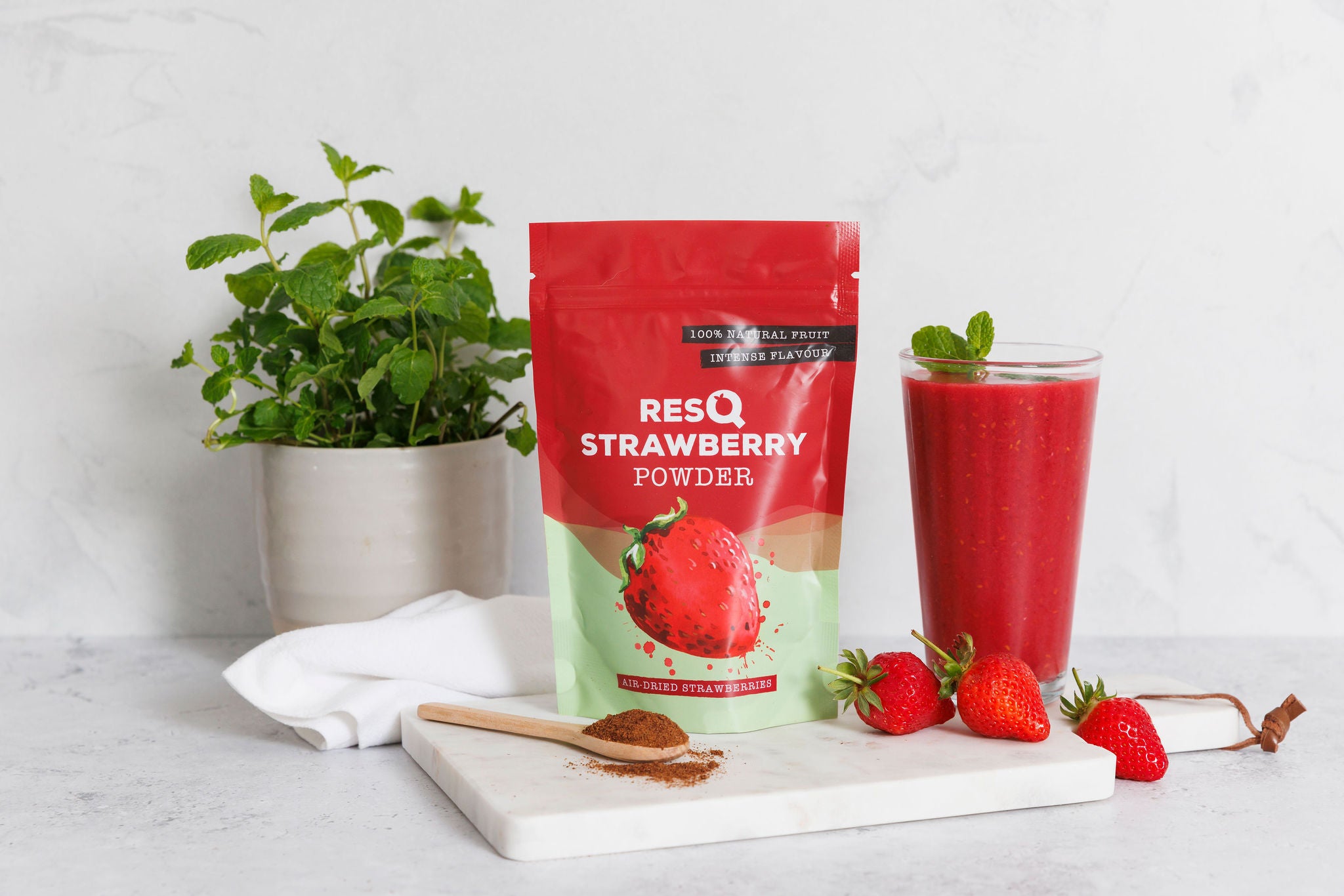 RESQ Strawberry Powder - 100% Air-Dried Strawberry 90g